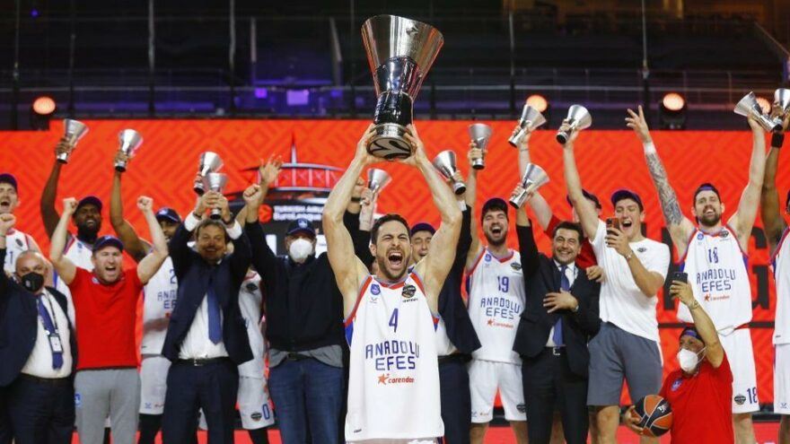 Anadolu Efes basketbolda Avrupa şampiyonu oldu