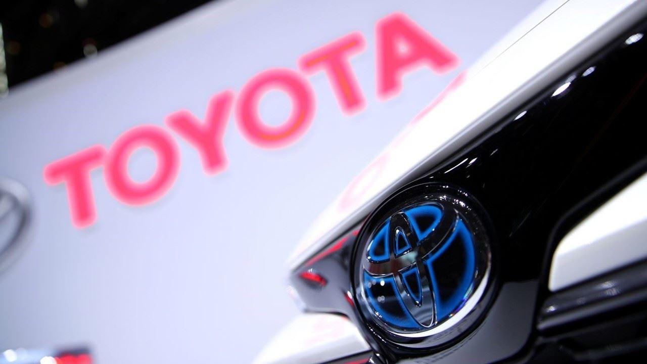 Toyota overthrows General Motors in the USA