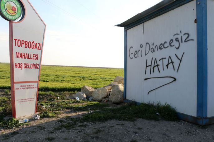 Hatay'da duvarlara yazılan yazılar birçok kişiyi duygulandırdı