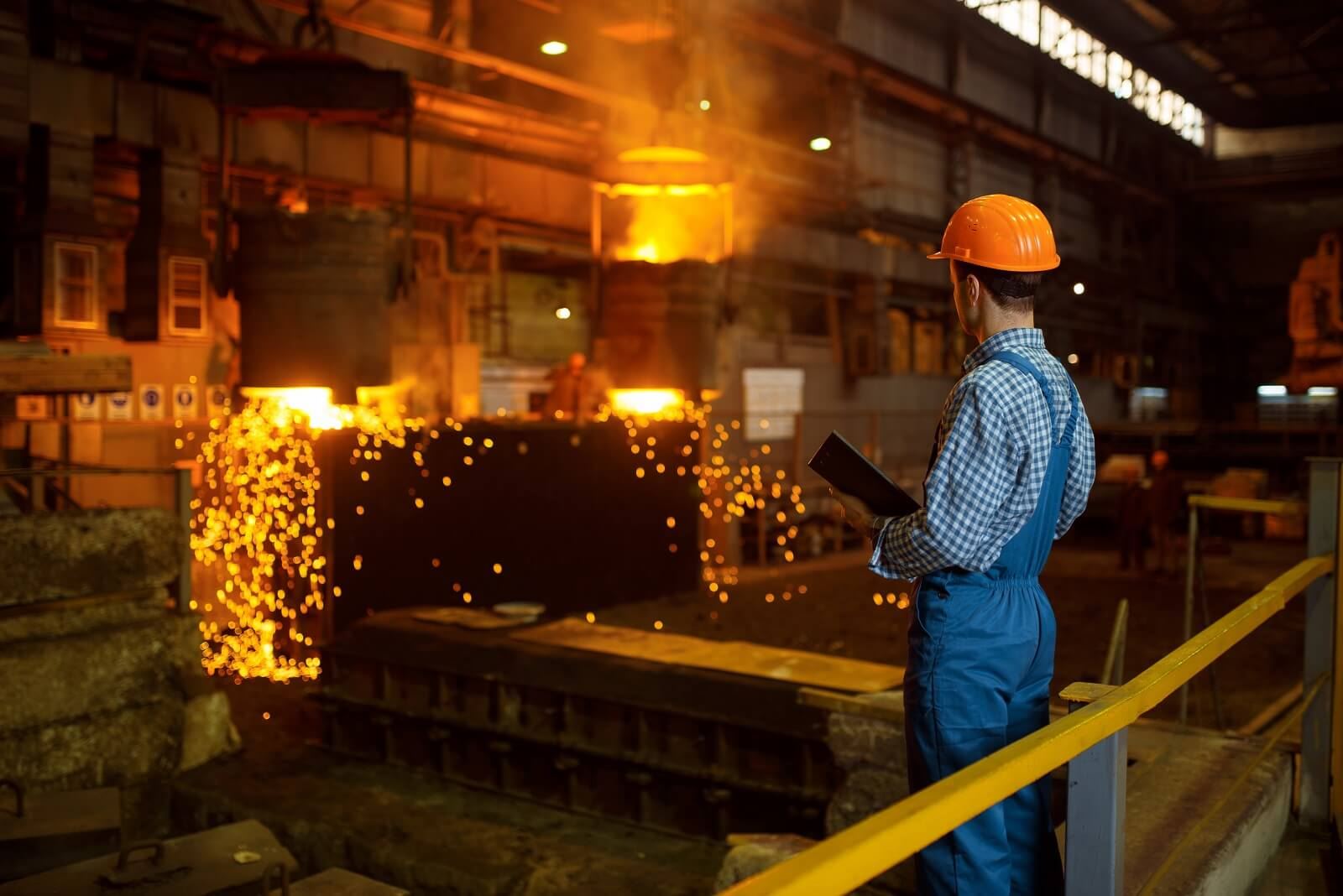 Chinese authorities advise steel companies to reduce steel production