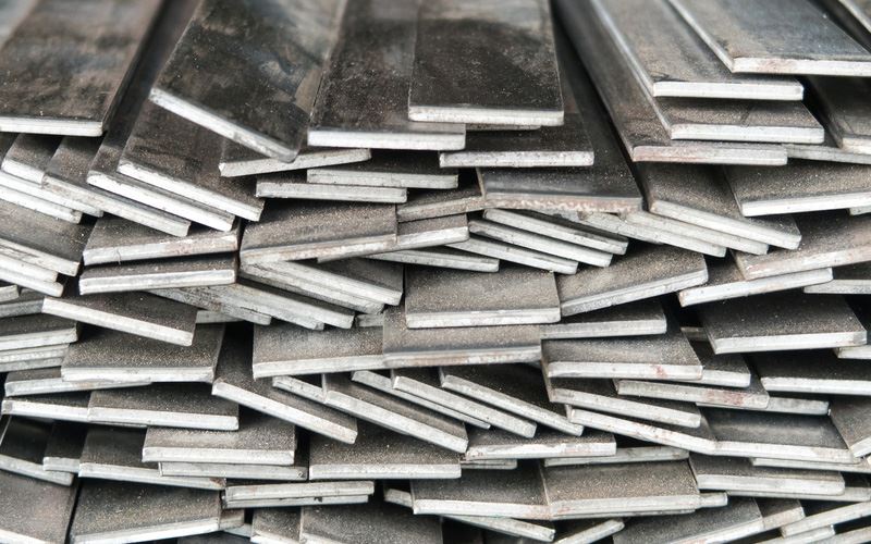 What's happening in the Russian flat steel market?