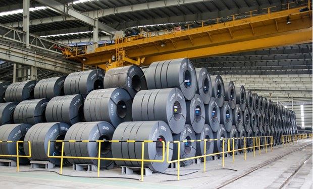 Japan expects steel output to rise