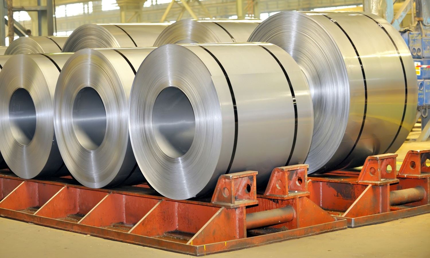 Rolled metal consumption in Italy decreased by 12.1 per cent