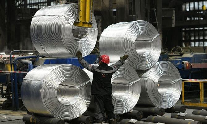 Brazilian steel distributors experience record sales amid import limitations