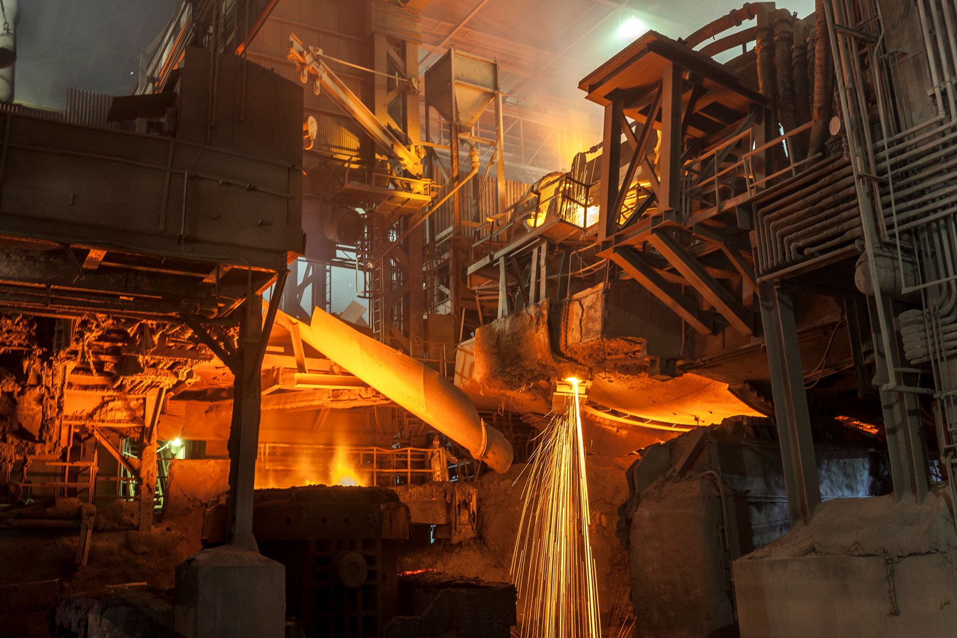 Global steel market alarmed by oversupply