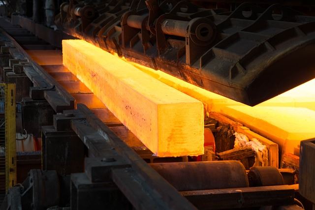 Suez Steel produces first bloom in Middle East