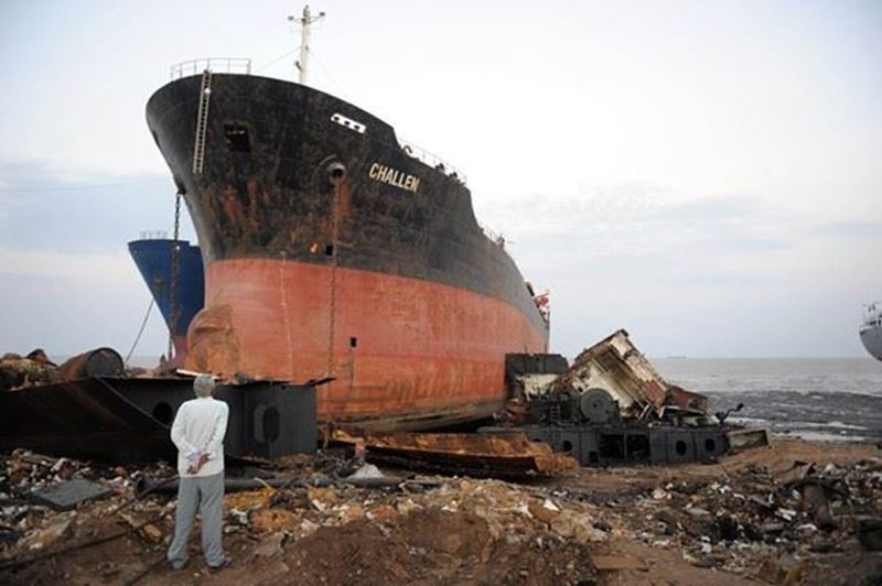 Shipbreaking in India and Pakistan: Ups and downs