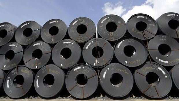 China’s steel output falls further in August output decreased by 10.4% y-o-y 