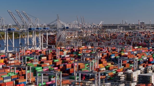 Strike at U.S.  East Coast ports affects the economy: Steel industry also at risk