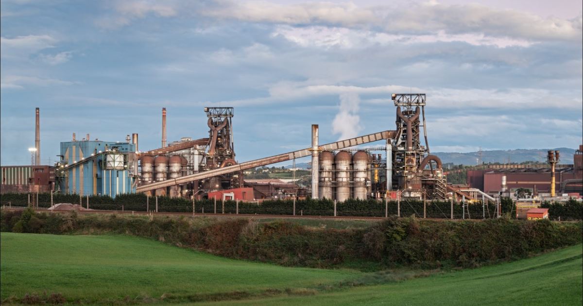 ArcelorMittal, Kuzey İspanya'daki çelik üretimini geçici olarak durdurdu