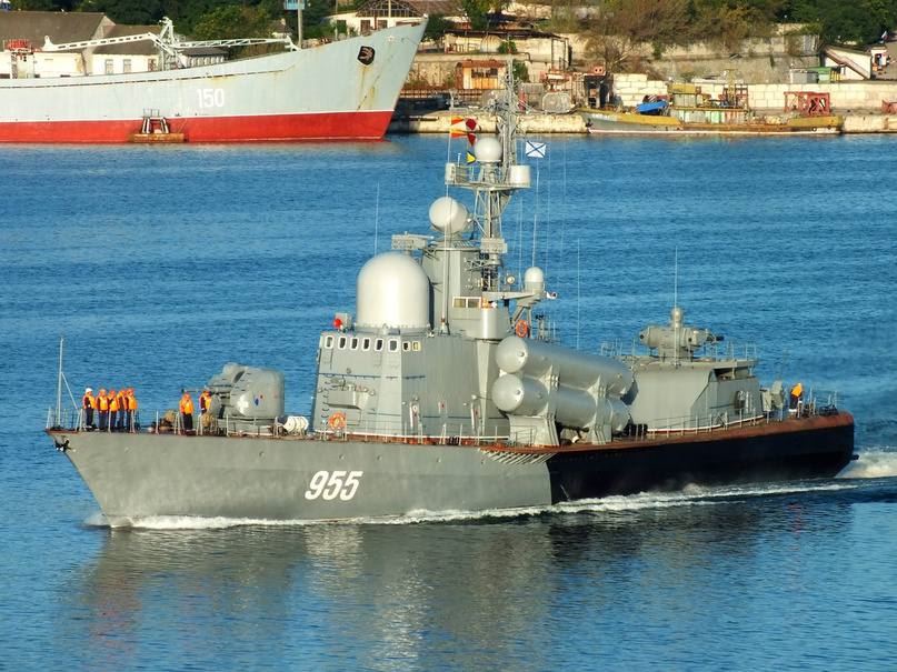 Former Black Sea Fleet missile boat sold at auction in Sevastopol