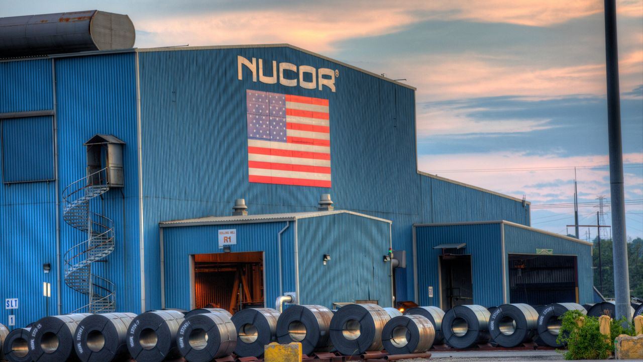 Nucor Corp, dördüncü çeyrekte gelir ve kârında düşüş bildirdi