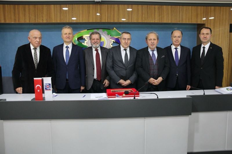 “Panel on Iron and Steel Industry Perspective from World and Turkish Economy” was organized in Karabük 