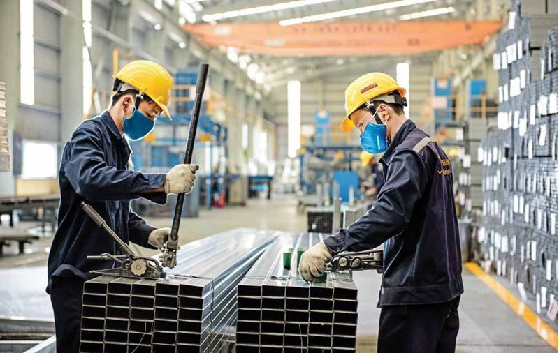 Vietnam steel industry gives positive signals