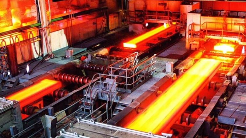 US weekly crude steel production experiences slight yearly decline