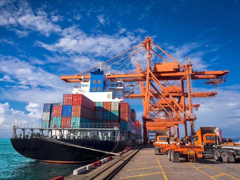 Trade volume between Vietnam and Singapore reaches record high