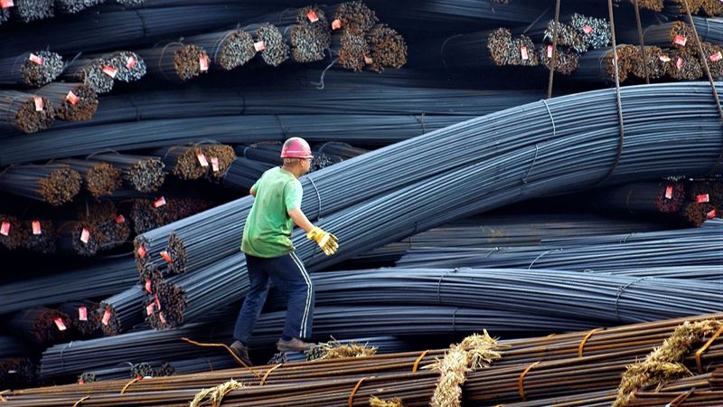 China develops compensation plan for closing old steel plants