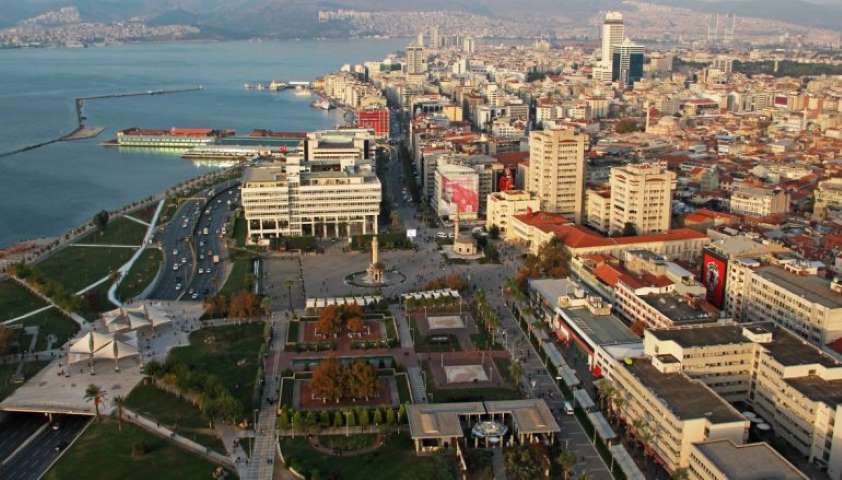 İzmir İş Dünyası 2018’den Umutlu