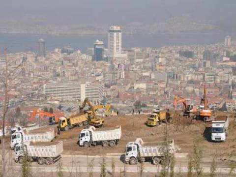 “İzmir’de Kentsel Dönüşüm Şart”