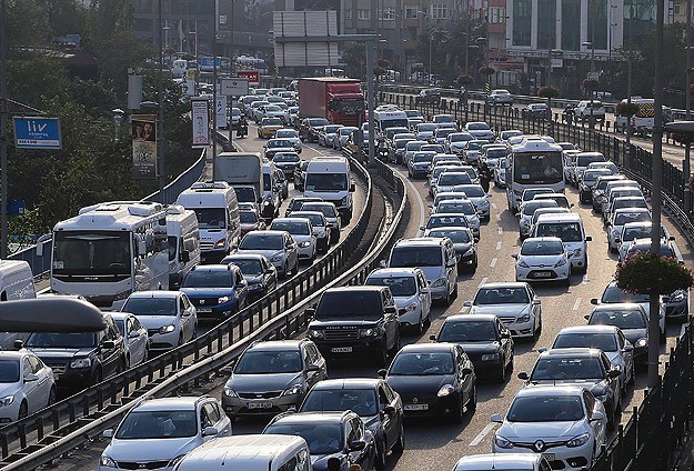 Trafiğe Kayıtlı Araç Sayısı Yüzde 57,3 Arttı