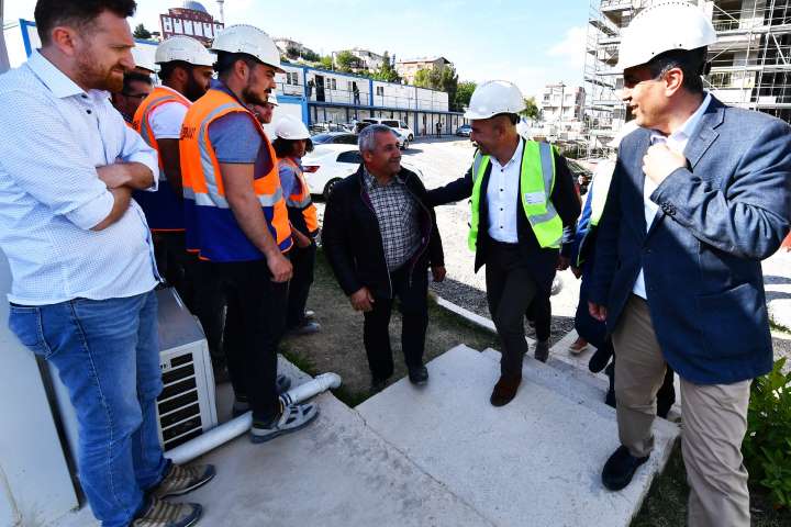 İzmir’de Kentsel Dönüşüm Çalışmaları Tam Gaz Sürüyor