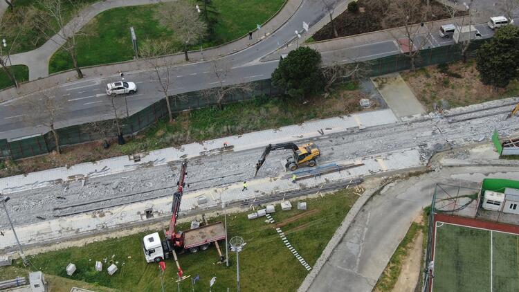 İstanbul'da Tramvay İnşaat Hattının Temelinde Kayma Gerçekleşti