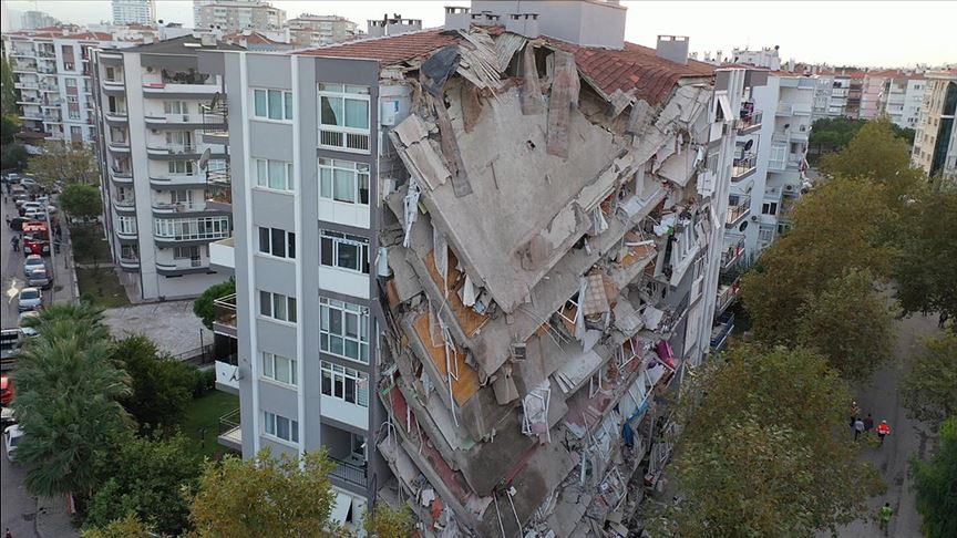 İzmir Katip Çelebi Üniversitesi'nden deprem raporu