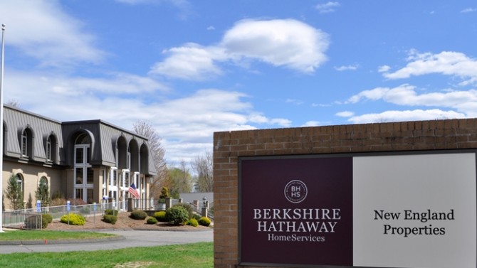 Berkshire Hathaway, Çinli Emlak Deviyle Anlaştı