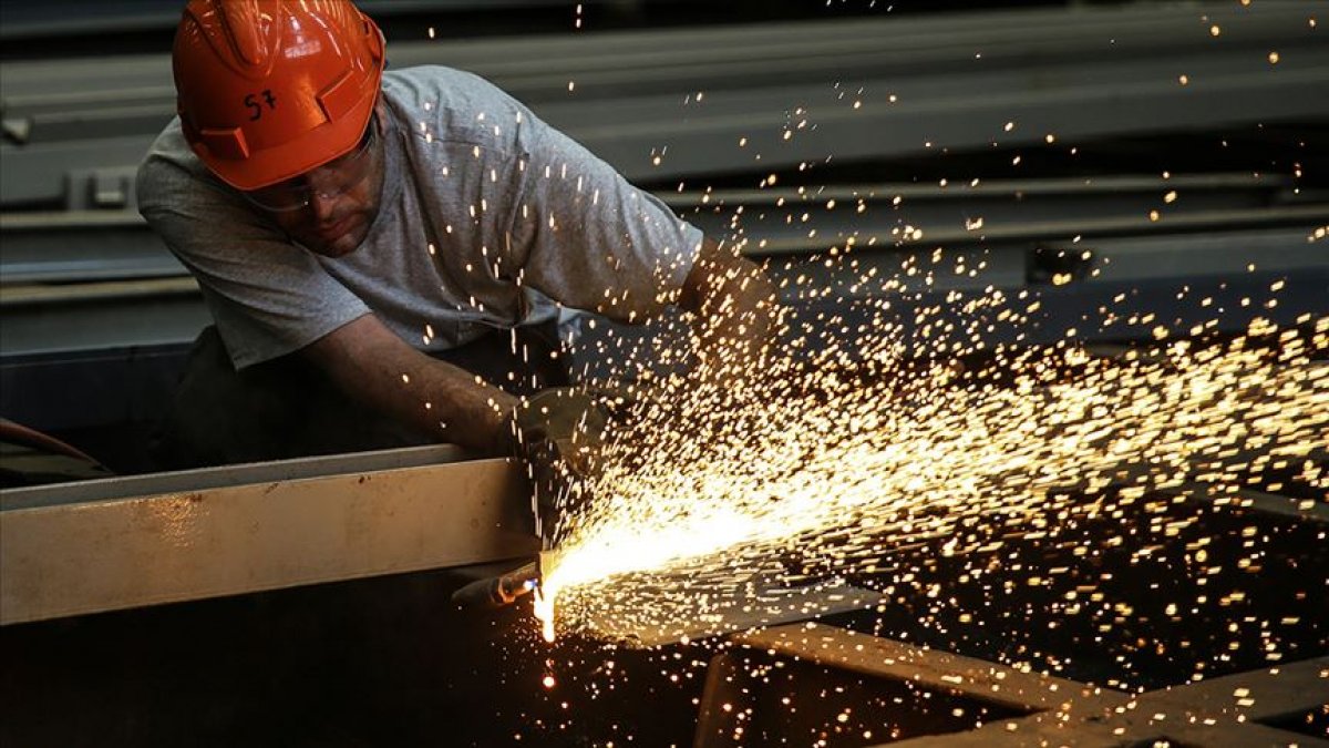 İSO Türkiye İmalat PMI geçen ay 54,4'e yükseldi