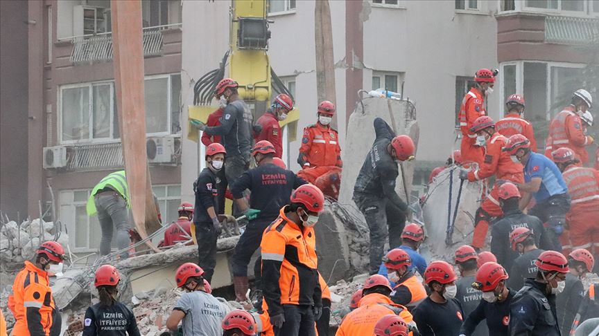 İzmir'deki depremde can kaybı 115'e yükseldi