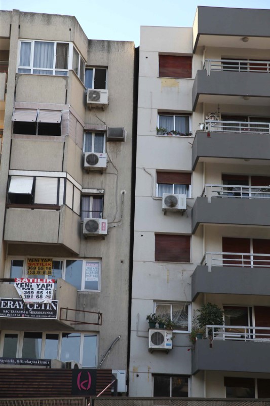 Bostanlı’daki Yatık Binalar İçin İmar Planı Çalışmaları Başlıyor