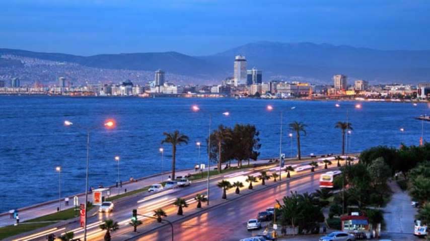 İzmir'de 2 Bin Kişiye İstihdam Yaratacak Yatırım