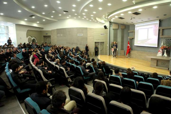 Bornova’da Vatandaşa Belediyeye Gelmeden Hizmet Alma İmkanı 