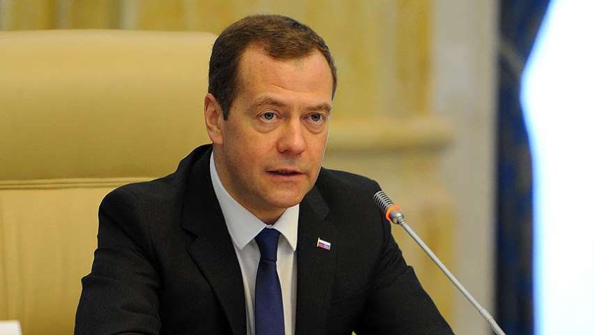 Medvedev İstanbul'da KEİ Zirvesine Katılacak