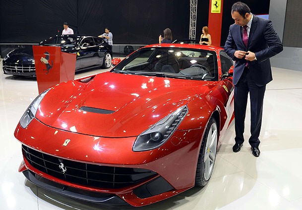 En Hızlı Ferrari'ye 6 Sipariş