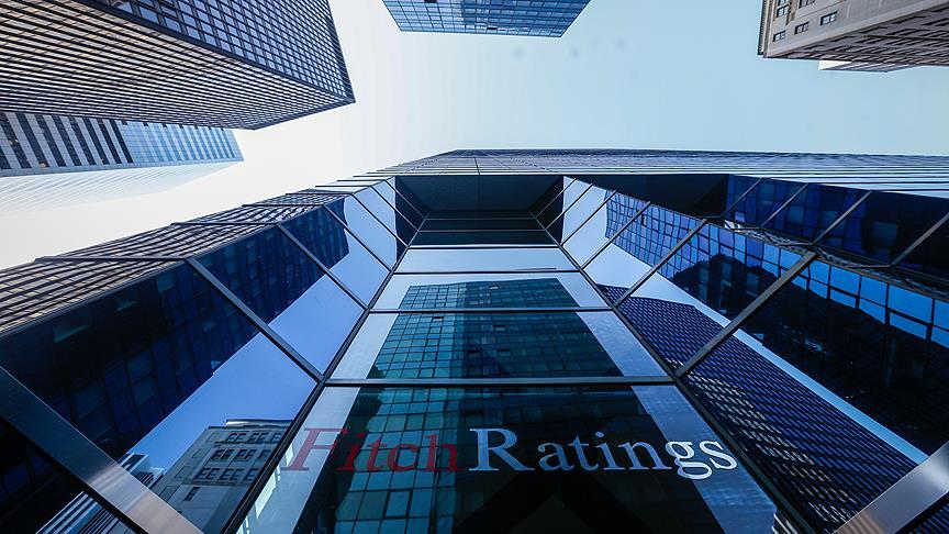 Fitch, Türkiye'nin Kredi Notunu Düşürdü