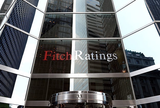 Fitch, Yunanistan'ın Notunu Düşürdü