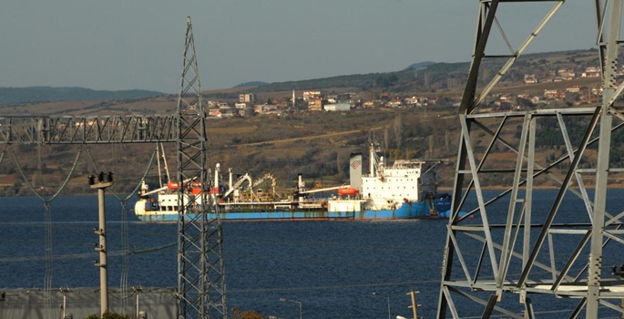 Türkiye’de İlk Defa Yüksek Gerilim Hattı Denizin Altından Geçecek