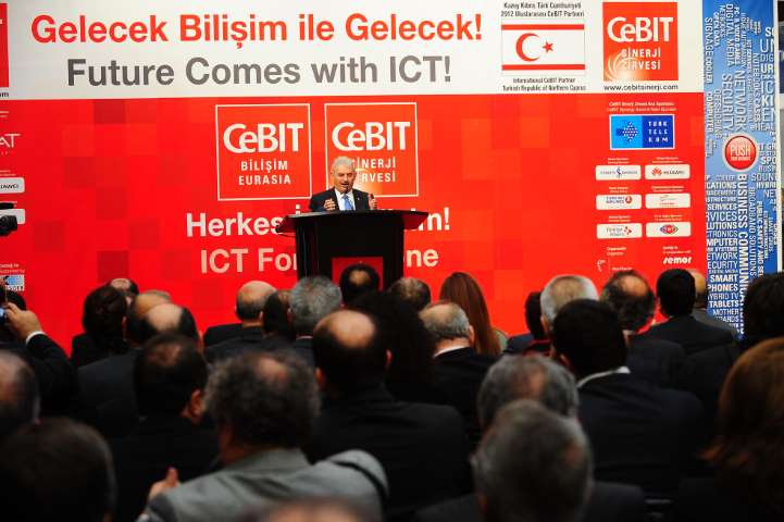 “CeBIT Bilişim Fuarı” Başladı…