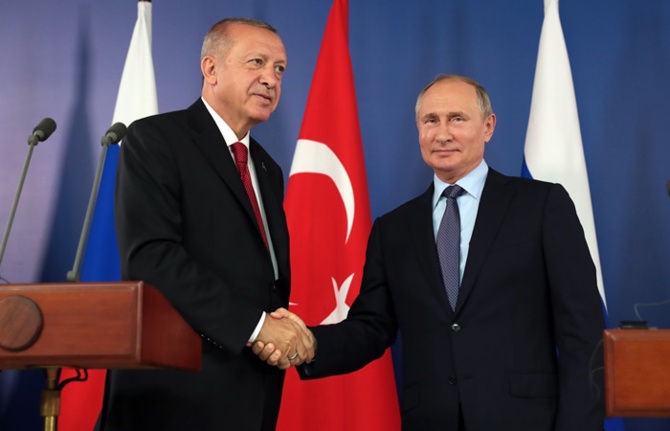 Putin'den 'Ticarette Yerli Para' Açıklaması